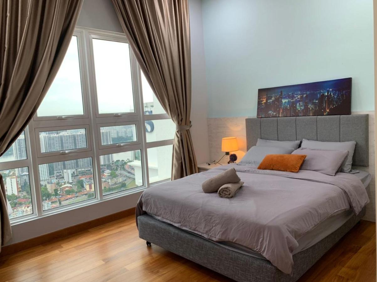 Tritower By Antlerzone Apartment Джохор Бахру Екстериор снимка